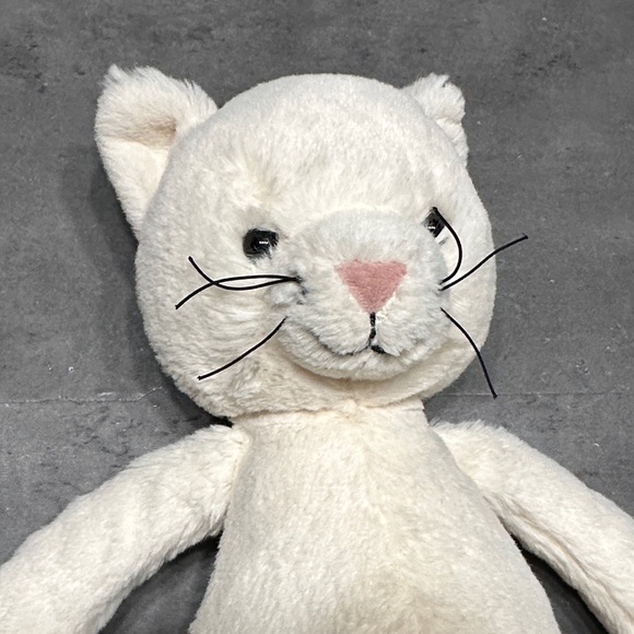 Jellycat Medium Bashful Cream Kitten - Picture 2 of 4